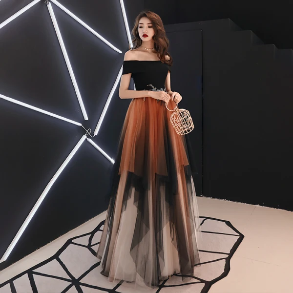 Coloré Multi-Couleurs Robe De Soirée 2019 Princesse De l'épaule Manches Courtes Appliques En Dentelle Perlage Longue Volants Dos Nu Robe De Ceremonie