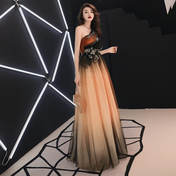 Élégant Orange Robe De Soirée 2019 Princesse Une épaule Sans Manches Appliques En Dentelle Perlage Longue Volants Dos Nu Robe De Ceremonie