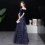 Erschwinglich Marineblau Wildleder Abendkleider 2019 A Linie Off Shoulder Kurze Ärmel Stoffgürtel Glanz Pailletten Lange Rüschen Rückenfreies Festliche Kleider