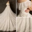 Prisvärd Elfenben Bröllopsklänningar 2019 Balklänning Av Axeln Korta ärm Halterneck Appliqués Spets Paljetter Beading Cathedral Train Ruffle