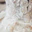 Luxe Vintage / Originale Champagne Transparentes Robe De Mariée 2019 Style Audrey Hepburn Robe Boule Col Haut Manches Longues Dos Nu Appliques En Dentelle Perlage Glitter Tulle Cathedral Train Volants