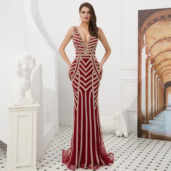 Luxury / Gorgeous Gold Evening Dresses 2019 Trumpet / Mermaid V-Neck Sleeveless Beading Sweep Train Ruffle Backless Formal Dresses