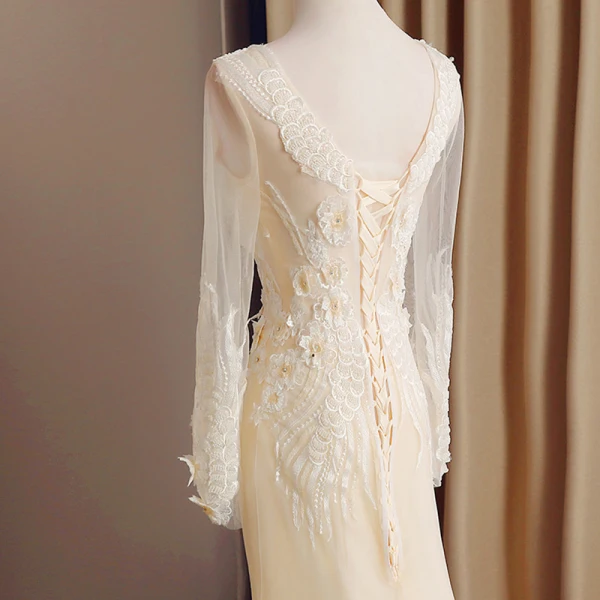 Elegant Champagne See-through Wedding Dresses 2019 Trumpet / Mermaid Scoop Neck Long Sleeve Backless Appliques Lace Rhinestone Beading Court Train Ruffle