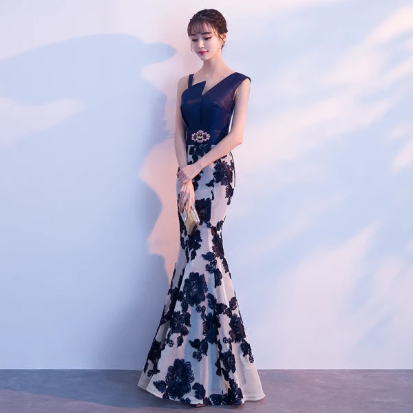 Modern / Fashion Navy Blue Evening Dresses 2018 Trumpet / Mermaid Amazing / Unique Shoulders Sleeveless Appliques Lace Rhinestone Sash Floor-Length / Long Ruffle Backless Formal Dresses