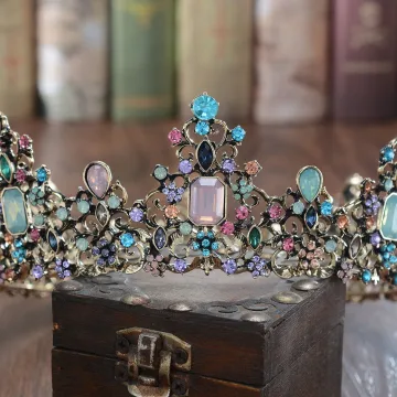 Vintage Barokk Multi Farger Rhinestone Har Tilbehor 2022 Legering Bryllup Tiara