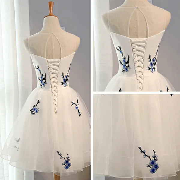 Prisvärd Kinesisk Stil Studentklänningar 2017 Spets Appliqués Halterneck Ärmlös Urringning Korta Balklänning