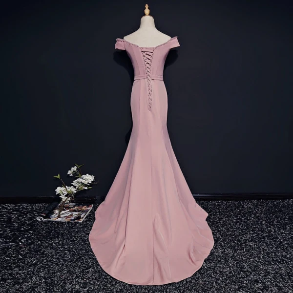 Simple Rougissant Rose Robe De Soirée 2018 Trompette / Sirène V-Cou Manches Courtes Perlage Cristal Ceinture Train De Balayage Dos Nu Robe De Ceremonie