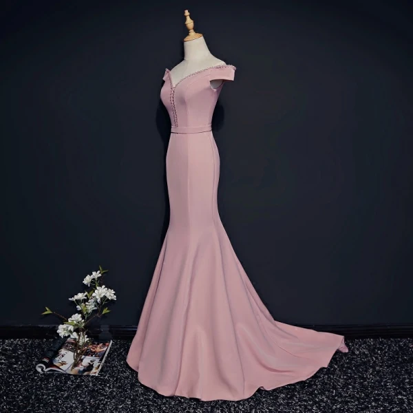 Simple Rougissant Rose Robe De Soirée 2018 Trompette / Sirène V-Cou Manches Courtes Perlage Cristal Ceinture Train De Balayage Dos Nu Robe De Ceremonie