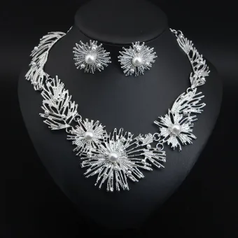 Charming Silver Pearl Evening Party Accessories 2023 Earrings Necklace