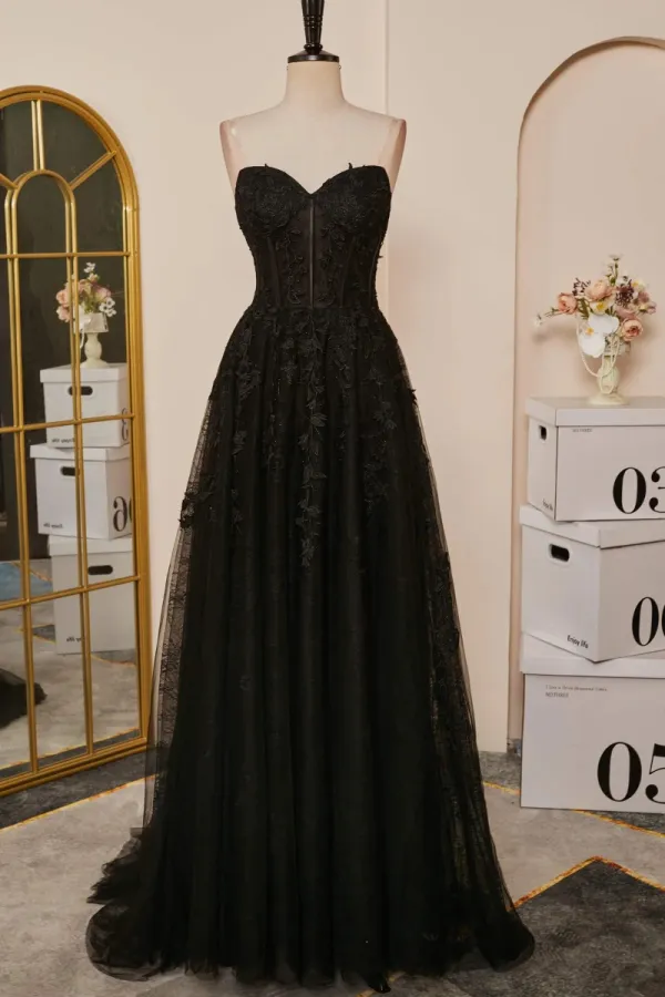 Romantic Black Lace Corset Prom Dresses 2024 A-Line / Princess Crossed Straps Tulle Sweetheart Sleeveless Floor-Length / Long Formal Dresses