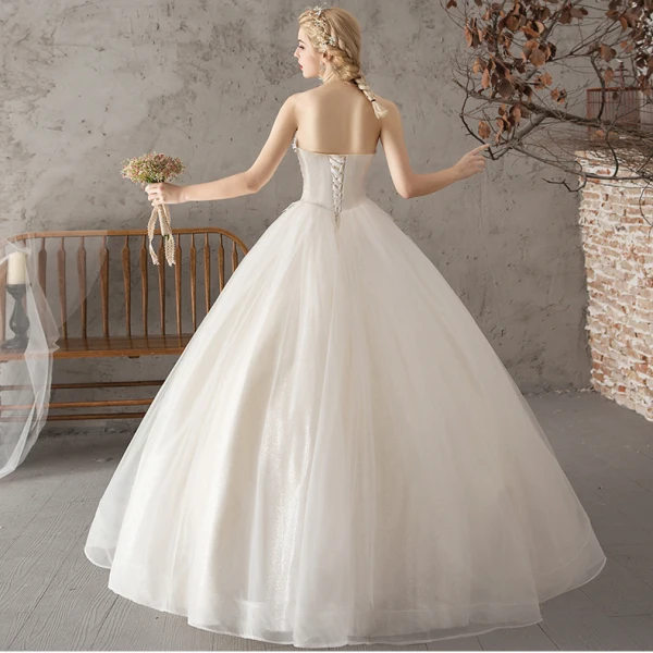Abordable Ivoire Robe De Mariée 2018 Robe Boule En Dentelle Fleur Perle Faux Diamant Paillettes Dos Nu Chapel Train