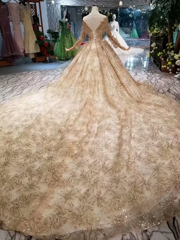 Luxe Doré Robe De Mariée 2019 Robe Boule Glitter Tulle Encolure Dégagée Perlage Cristal Gland En Dentelle Fleur Manches Longues Dos Nu Royal Train