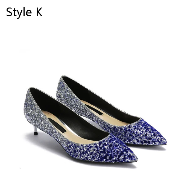 Schöne Silber Abend Pumps 2019 Leder Pailletten 4 cm Stilettos Spitzschuh Low Heel Pumps