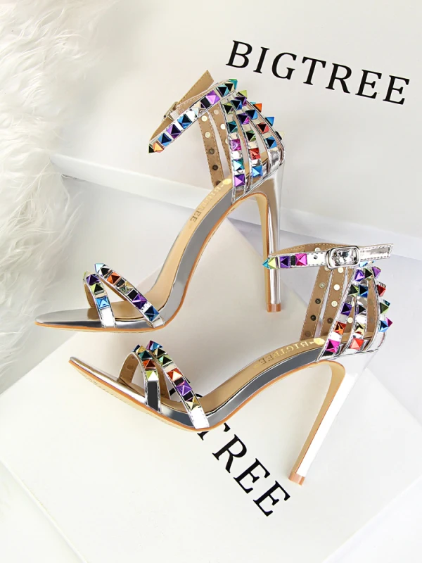 Charming Silver Evening Party Womens Sandals 2019 Rivet Ankle Strap 11 cm Stiletto Heels Open / Peep Toe High Heels