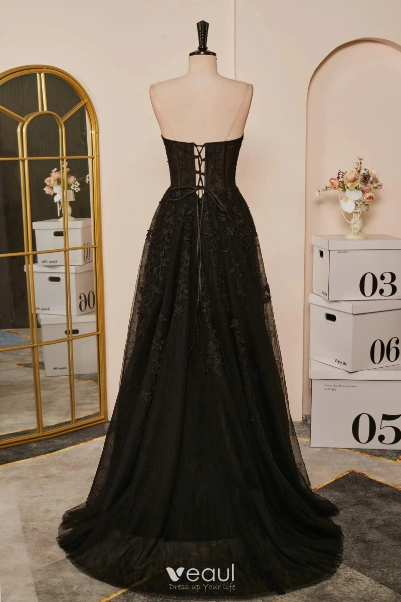 Romantic Black Lace Corset Prom Dresses 2024 A-Line / Princess Crossed  Straps Tulle Sweetheart Sleeveless Floor-Length / Long Formal Dresses
