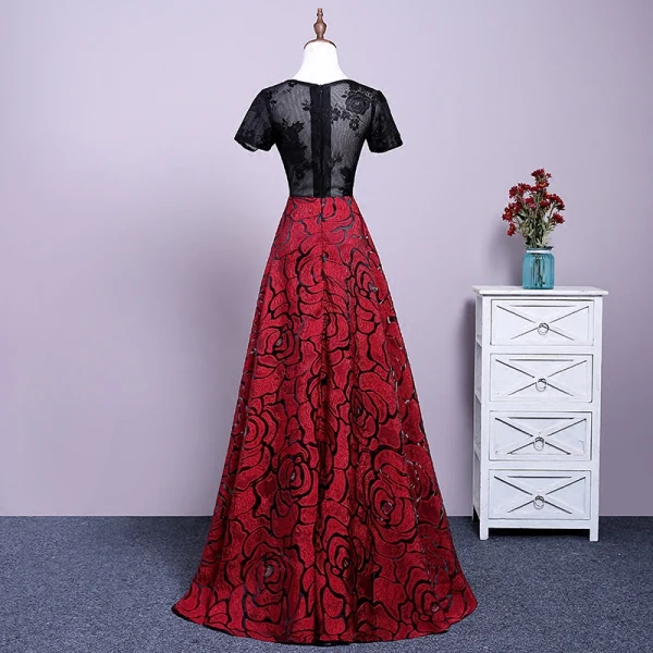 Chic / Beautiful Burgundy Evening Dresses 2017 A-Line / Princess U-Neck Lace Beading Appliques Backless Evening Party Formal Dresses