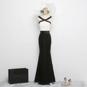 Chic Belle Noire Robe De Soirée 2017 Dos Nu Trompette Sirène Dentelle X Strap Percé Bretelles Spaghetti Soirée
