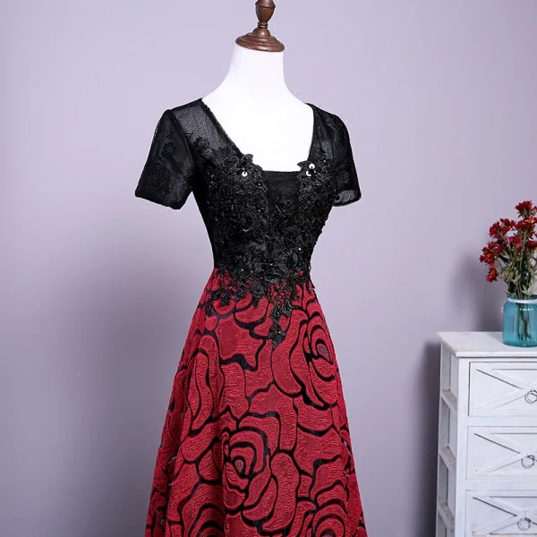 Chic / Beautiful Burgundy Evening Dresses 2017 A-Line / Princess U-Neck Lace Beading Appliques Backless Evening Party Formal Dresses