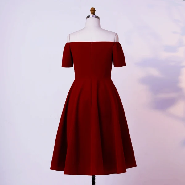 Classic Elegant Burgundy Homecoming Graduation Dresses 2020 A-Line / Princess Short Sleeve Handmade Off-The-Shoulder Short Summer Formal Dresses