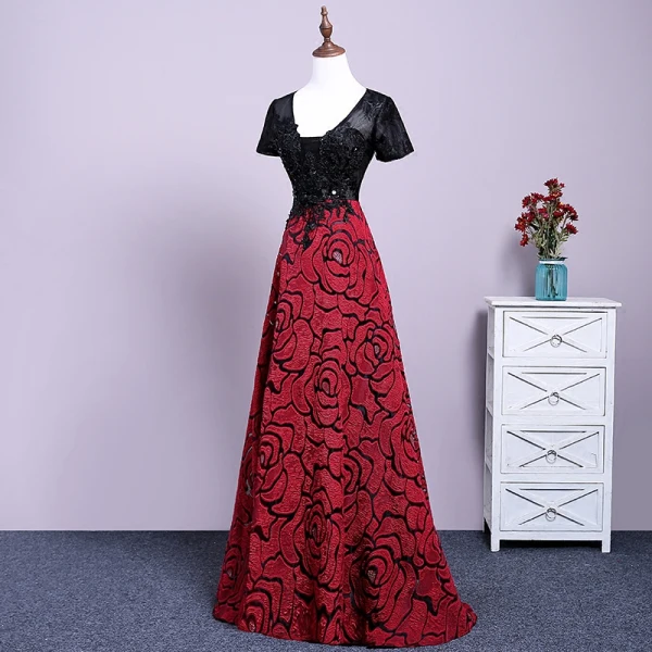 Chic / Beautiful Burgundy Evening Dresses 2017 A-Line / Princess U-Neck Lace Beading Appliques Backless Evening Party Formal Dresses