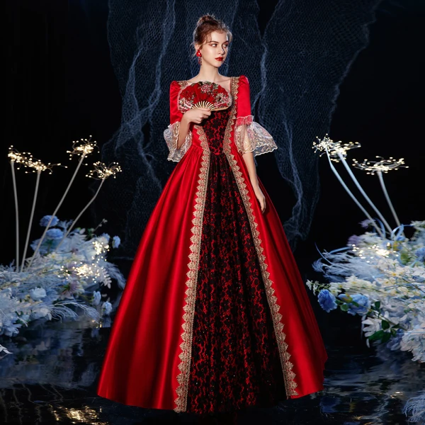 Vintage / Originale Médiévale Gothique Rouge Robe Boule Robe De Bal 2021 En Dentelle Bretelles croisées 1/2 Manches Encolure Carrée Longue Fait main Perlage Faux Diamant Cosplay Promo Robe De Ceremonie