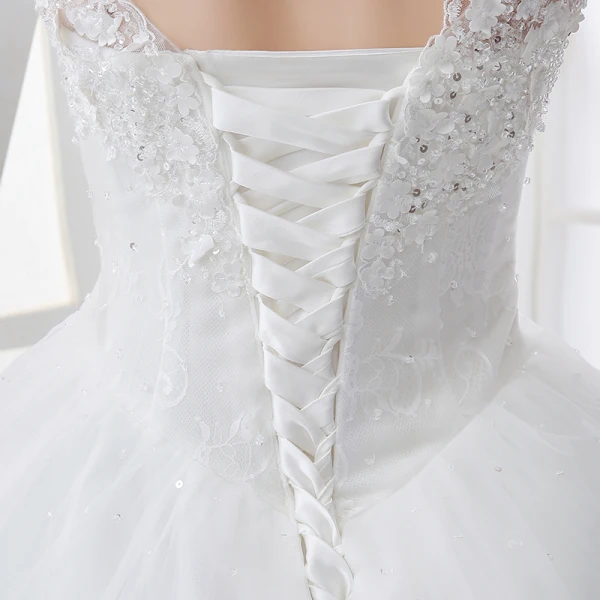 Classic Church Wedding Dresses 2017 White Ball Gown Floor-Length / Long V-Neck Sleeveless Backless Lace Beading Sequins Appliques