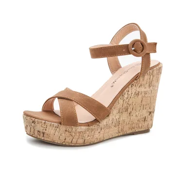 Eenvoudige Bruin Straatkleding Strand Sandalen Dames 2022 Enkelband Waterdichte 11 Cm Sleehakken Peep Toe Sandalen Hoge Hakken