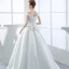 Chic / Belle Salle Robe De Mariée 2017 Longue Blanche Robe Boule V-Cou Sans Manches Dos Nu Faux Diamant Noeud Ceinture En Dentelle Appliques