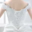 Chic / Belle Salle Robe De Mariée 2017 Longue Blanche Robe Boule V-Cou Sans Manches Dos Nu Faux Diamant Noeud Ceinture En Dentelle Appliques