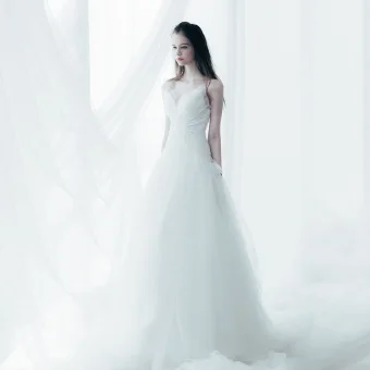 Scintillantes Chic Belle Église Robe De Mariée 2017 Cathedral Train Blanche Princesse Sans Manches V Cou Dos Nu Cristal Paillettes
