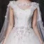 Unique Kirche Brautkleider 2017 Weiß Ballkleid Kathedrale Schleppe Ärmellos Eckiger Ausschnitt Künstliche Blumen Rückenfreies Applikationen Mit Spitze Perlenstickerei Perle