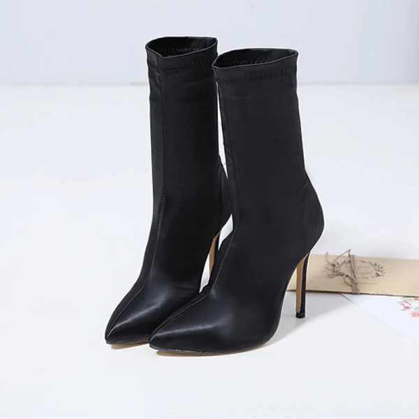 Mode Winter Schwarz Strassenmode Stiefel Damen 2020 11 cm Stilettos Spitzschuh Stiefel