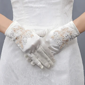 Unieke Ivoor Champagne Huwelijk 2018 Lace Up Charmeuse Kralen Pailletten Bruidshandschoenen