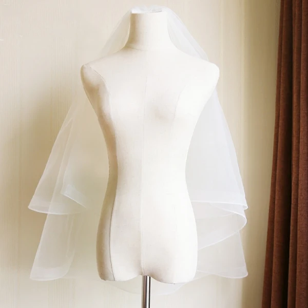 Classic 2017 1 m White Appliques Tulle Wedding Veils