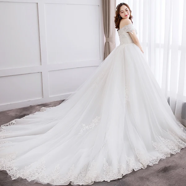 Modest / Simple White Ball Gown Plus Size Wedding Dresses 2019 Lace Appliques Backless Embroidered Strapless Chapel Train Wedding