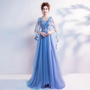 Chic Beautiful Sky Blue Prom Dresses 2017 A Line Princess Tulle V Neck Appliques Backless Beading Prom Formal Dresses