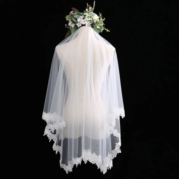 Chic / Belle Blanche Courte Voile De Mariée 1.5 m Chiffon Dentelle Mariage Accessorize 2019