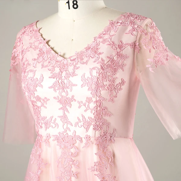 Charming Candy Pink Plus Size Graduation Dresses 2018 A-Line / Princess Tulle V-Neck Lace-up Appliques Backless Homecoming Formal Dresses Charming Candy Pink Plus Size Graduation Dresses 2018 A-Line / Princess Tulle V-Neck Lace-up Appliques Backless Homecoming Formal Dresses