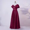Proste / Simple Burgund Duży Rozmiar Sukienki Wieczorowe 2020 Princessa V-Szyja Długie Kótkie Rękawy Skrzyżowane Pasy Wykonany Ręcznie Jednolity kolor Satyna Wieczorowe Sukienki Wizytowe