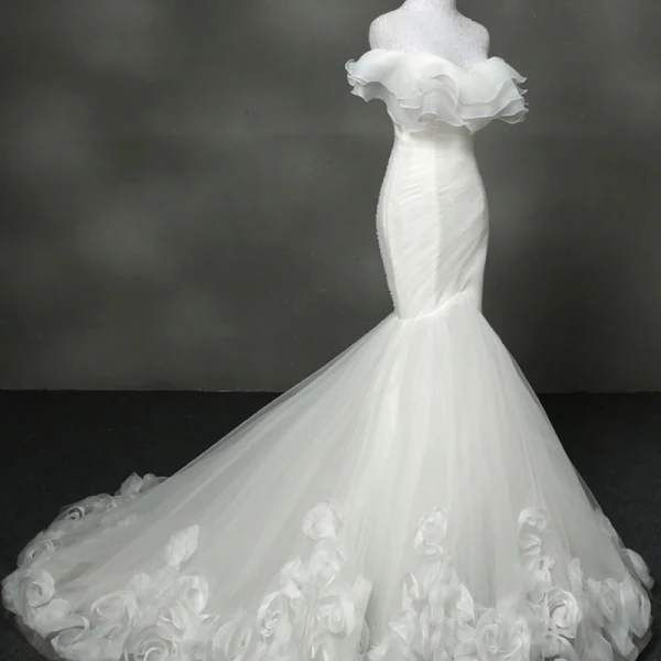 Chic / Beautiful Church Hall Wedding Dresses 2017 Chapel Train White Trumpet / Mermaid Strapless Sleeveless Backless Cascading Ruffles Appliques Flower