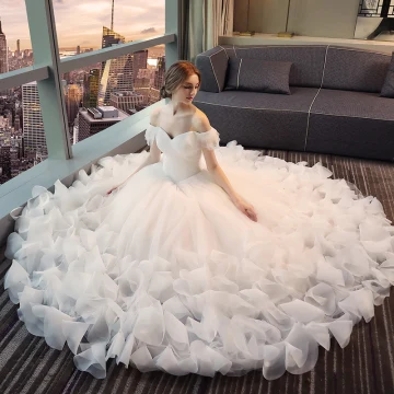 Chic Belle Salle Robe De Mariée 2017 Blanche Princesse Longue De L Épaule Manches Courtes Dos Nu Fleur Appliques