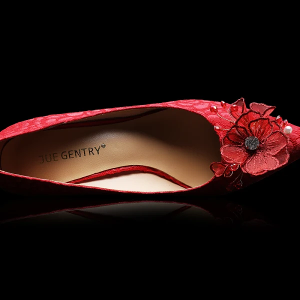 Chinese style Red Lace Flower Wedding Shoes 2021 Leather Rhinestone 9 cm Stiletto Heels Pointed Toe Wedding Pumps High Heels