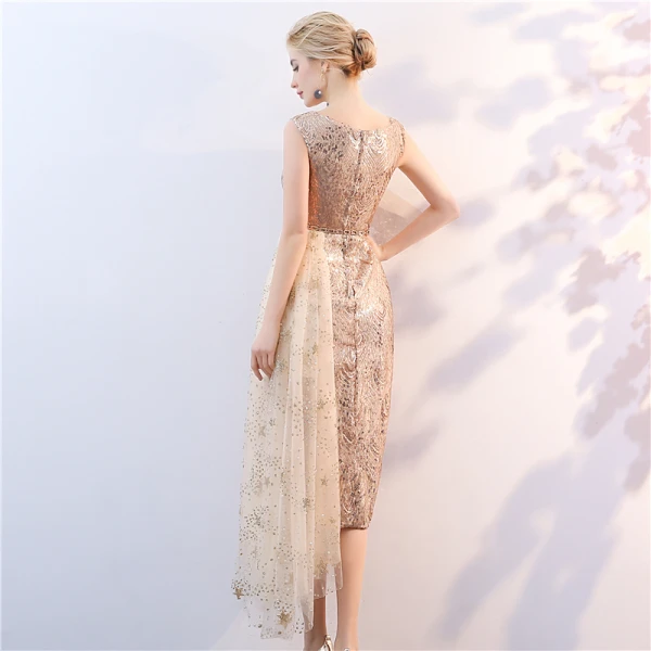 Sparkly Gold Sequins Mother Of The Bride Dresses 2018 Scoop Neck Sleeveless Metal Sash Split Front Tea-length Wedding Party Dresses