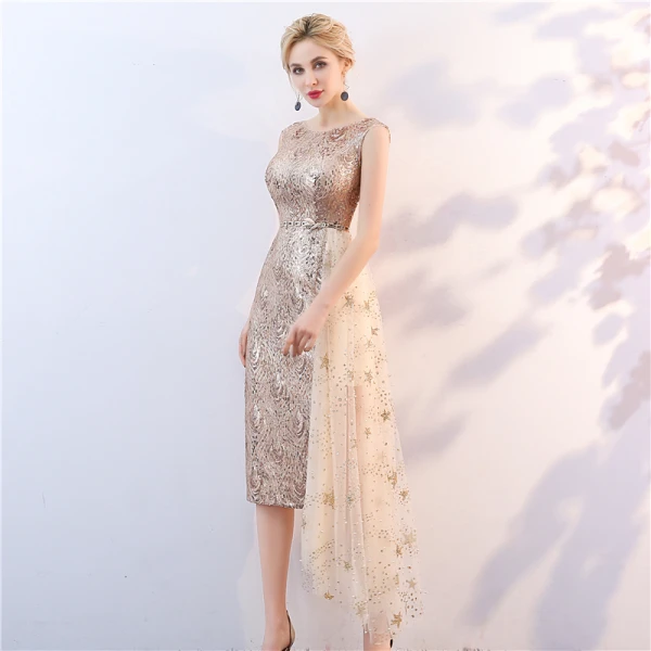 Sparkly Gold Sequins Mother Of The Bride Dresses 2018 Scoop Neck Sleeveless Metal Sash Split Front Tea-length Wedding Party Dresses