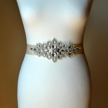 Luxe Ivoor Huwelijk Sjerp 2020 Satijn Metaal Handgemaakt Kralen Kristal Rhinestone Bruids Avond Gala Accessoires