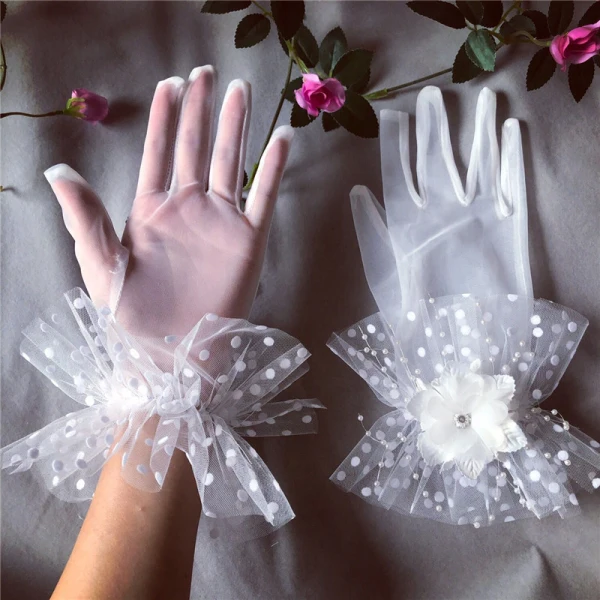 Snygga / Fina Vita Brudhandskar 2020 Appliqués Beading Pärla Rhinestone Tyll Bal Bröllop Tillbehör