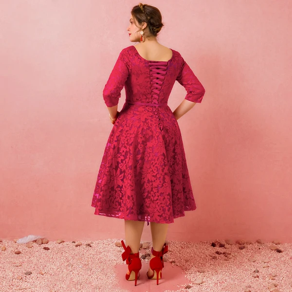 Lovely Burgundy Plus Size Graduation Dresses 2018 A-Line / Princess Tulle V-Neck Lace-up Appliques Backless Homecoming Formal Dresses