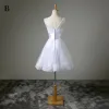 Chic / Beautiful White Graduation Dresses 2017 A-Line / Princess Homecoming U-Neck Lace Appliques Backless Beading Handmade  Formal Dresses