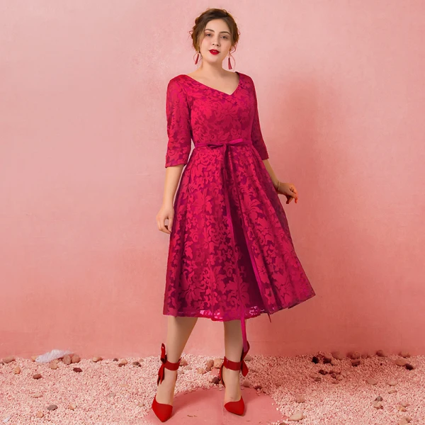 Lovely Burgundy Plus Size Graduation Dresses 2018 A-Line / Princess Tulle V-Neck Lace-up Appliques Backless Homecoming Formal Dresses