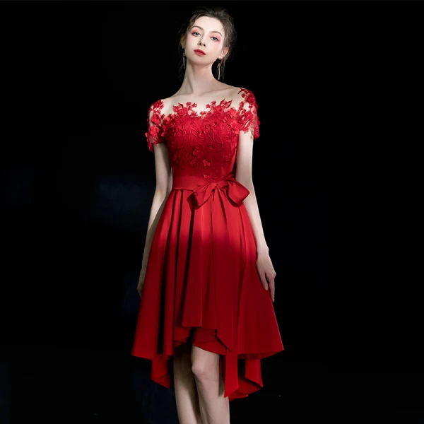 Modern / Fashion Red Short Homecoming Graduation Dresses 2018 A-Line / Princess U-Neck Charmeuse Appliques Backless Beading Formal Dresses Modern / Fashion Red Short Homecoming Graduation Dresses 2018 A-Line / Princess U-Neck Charmeuse Appliques Backless Beading Formal Dresses